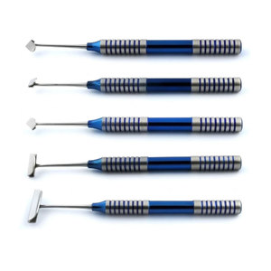 Kit de cepillado dental manual de alta calidad, 5 piezas, de acero inoxidable alemán, para cirugía de implantes, PRF y procedimientos de tejido lingual - Product Image 1