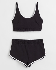 Ensemble décontracté pour femme de haute qualité, collection 2025, couleur unie noire, haut classique et short taille haute à cordon de serrage, 2 pièces avec boutons et fermeture éclair - Product Image 1