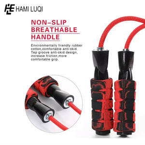 Corde à sauter en nylon rouge avec poignées en mousse noire, 3 m, durable, unisexe, pour exercice à domicile, avec roulement, non intelligente, sac à cordon inclus - Product Image 3