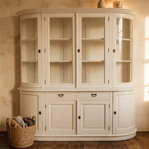 Vitrina Curva de Madera Maciza Ecológica y Duradera Daniel, Diseño Clásico Elegante, Acabado Blanco Natural para Salas de Estar - Product Image 1