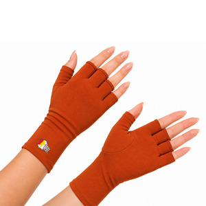 Manufacturer Wholesale Anti-UV Half Fingers <b>Moisturizing</b> Beauty <b>Gloves</b> Lightweight Custom Solid Color Manicure <b>Gloves</b> - Product Image 1