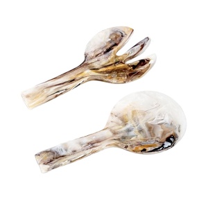 Juego de Cucharas para Ensalada de Resina de Calidad Superior, Diseño Clásico Moderno Personalizado, Ecológico, para Fiestas - Product Image 1