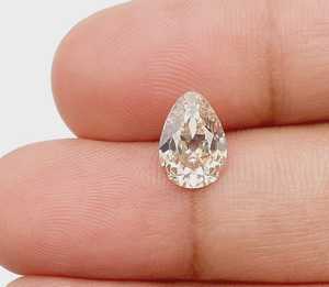 Diamant unique de laboratoire CVD, taille poire, poli à la main en Inde, pour la fabrication de bijoux (bagues, boucles d'oreilles) - Product Image 1