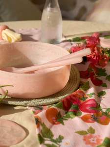 Premium Polished Resin Dinner Bowl Pink Classic Design Lightweight Serving Bowl at Best Prices - Product Image 3