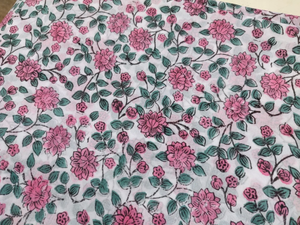 Tela de Algodón India Tradicional con Diseños Coloridos Estampados en Bloques por Metro para Manualidades, Costura, Acolchado, Decoración del Hogar y Bricolaje - Product Image 4