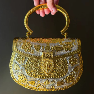 Precio al por mayor: Monedero de latón de primera calidad con acabado táctil para mujer, accesorios de boda con opción OEM/ODM en Universal Overseas - Product Image 1