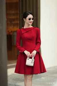 Vestido Premium Rojo de Manga Larga con Cuello Asimétrico y Corte Evase para Mujer |   Vestido Elegante para Invitadas de Boda |   LAVIEM - Product Image 2