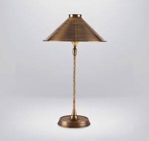 Lampe de table en métal design contemporain avec abat-jour ajouré et accent en verre fumé pour maisons modernes - Product Image 2