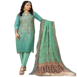 Colección Premium Lawn-Ropa diaria para mujer Hermosos y elegantes trajes casuales de 3 piezas de MI Creation volumen - Product Image 1