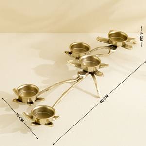 Art Empire Exports - Portavelas de Latón de Lujo con Diseño de Rama de Árbol Dorada para 5 Velas de Té, Hecho a Mano, Ecológico, Sin Plomo, Decoración para el Hogar - Product Image 3