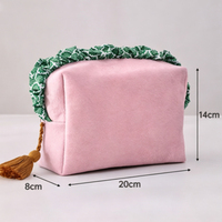 Sac de Maquillage Femme en Gros, Trousse de Toilette Plage à Volants, Broderie Initiale Personnalisée, Sac Cosmétique Personnalisé en Tissu Éponge avec Pompon