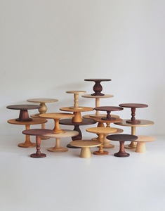 Support à gâteau réglable en bois, écologique et fait main, pour boulangeries et événements - Product Image 4