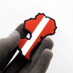 ป้ายยางพีวีซีขึ้นรูป 3 มิติ |   แผ่นโลโก้รีดติดแบบ OEM สำหรับหมวกผ้าใบและเสื้อผ้าอุตสาหกรรม - Product Image 6