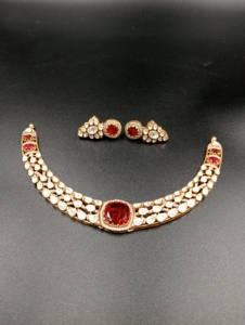 Conjunto de Collar y Aretes para Mujer Amaira Jewels, Chapado en Oro sobre Plata, con Dobleto Verde, Diseño Floral Clásico, Joyería para Boda - Product Image 2