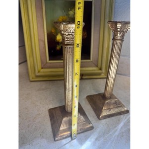 Portavelas de Columna Acanalados de Madera de Acacia |   Lámpara de Techo de Diseño Clásico Hecha a Mano, Forma Cónica, Modelo Ak-COL17, Marca Aqudus Saleem para el Hogar - Product Image 5