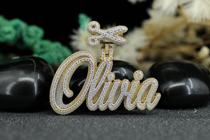 Collar con Colgante de Nombre Personalizado Olivia, Chapado en Oro, con Cristales de Imitación, Letra con Pedrería, Joyería de Lujo Estilo Hip Hop, Unisex - Product Image 3