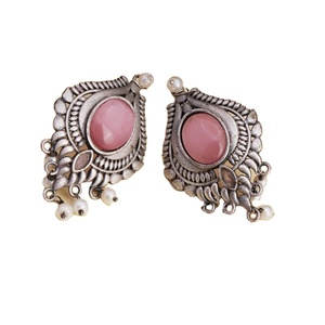 Pendientes Colgantes Clásicos Jhumka de Plata Antigua Oxidada con Circonita Rosa en Forma de Pera, Estilo Bohemio Étnico, Regalo para Mujer - Product Image 5