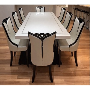 Elegante y Moderno Juego de Comedor de Madera de Teca Sólida y Sillas para Decoración del Hogar, Duradero, Tamaño y Color Personalizables - Product Image 1