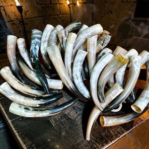 Instrumento de Sopro de Cuerno de Búfalo de Primera Calidad, Ecológico, Hecho a Mano, Estilo Vikingo Rústico, a Precio Económico de REHMAN CRAFT - Product Image 1