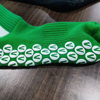 Chaussettes de basket-ball blanches à rayures noires, respirantes en coton, pour adultes, style classique d'été