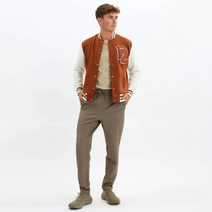 Dernière Collection : Blouson Teddy en Toile Brodé avec Lettres en Laine – Style Universitaire 2025 pour Hommes - Product Image 3