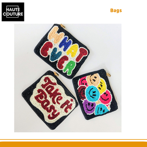 Fournisseur d'origine indienne proposant des tissus et des perles de la meilleure qualité, ainsi que des porte-monnaie et des sacs à fermeture éclair disponibles avec des options personnalisées - Product Image 3