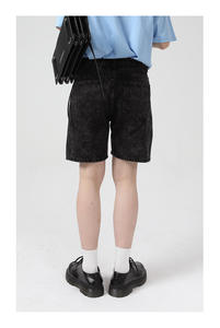 Shorts en jean 100% coton pour homme, personnalisables avec logo sérigraphié, style streetwear hip hop, denim bleu délavé, vente en gros. - Product Image 6
