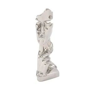 Escultura de Hierro Hecha a Mano, Pieza Decorativa Moderna para Decoración de Interiores Residenciales de Lujo, Estilo Moderno y Antiguo - Product Image 5