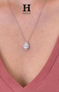 Pendentif halo en diamant de laboratoire taille poire certifié IGI, collier goutte d'eau en or blanc 14 carats pour femme, fabricant de bijoux fins - Product Image 4