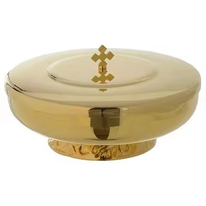 Ciborio Elegante de Latón Chapado en Oro con Tapa para la Sagrada Comunión - Product Image 2