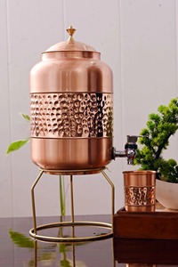 Distributeur d'eau portable en cuivre pur, martelé à la main, isolé sous vide, avec robinet et support |   Design contemporain - Product Image 5