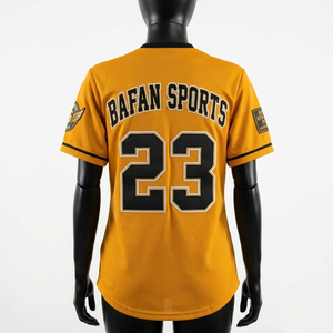 Camiseta de Béisbol para Mujer, 190 GSM, Poliéster de Alta Calidad, Absorbe la Humedad, Amarillo con Detalles Negros, Logotipo Sublimado - Product Image 2