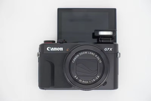 กล้องวิดีโอ G7 X II คุณภาพสูง มือสองเกรด A+ ความละเอียด 1080p HD 20MP ซูมออปติคอล 24-100 มม. โฟกัสออปติคอล 315 จุด - Product Image 1