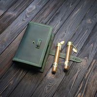 Organizador de Cigarros de Cuero con Cortador Integrado, Accesorio de Lujo, Almacenamiento de Tabaco Premium, Personalizable, Multifuncional