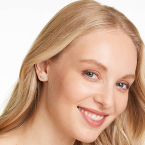 ต่างหูเพชรโมอิสซาไนต์เงินแท้ 925 พรีเมียม รูปทรงใบไม้หรูหรา สง่างาม เครื่องประดับชั้นดี ระยิบระยับ ของขวัญเหนือกาลเวลา - Product Image 2