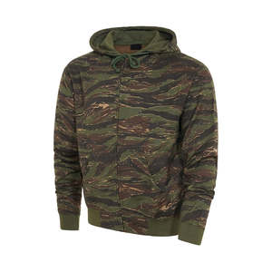 Sweat à capuche tendance camouflage pour homme, hiver chaud, style hip-hop, manches longues, fermeture éclair, grandes tailles, épais, en coton mélangé. - Product Image 3