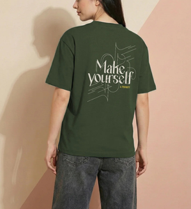 T-shirt pour femme en coton 100% personnalisé avec impression graphique OEM, qualité supérieure, épaules tombantes, coupe ample, épaisseur 240 GSM, multicolores - Product Image 5