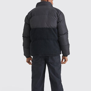 Veste d'hiver rembourrée à capuche légère et chaude avec logo personnalisé, col montant, garnissage en fibres de polyester, imperméable et coupe-vent - Product Image 4