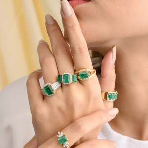 18K Gold Three Stone Emerald Diamond <b>Ring</b> for Women Solid Gold <b>Resizable</b> - Product Image 6