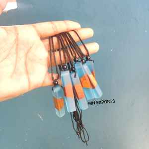 MN EXPORTS Collar de cadena de madera con diseño de ángel personalizable para niñas, artesanía de resina - Product Image 3