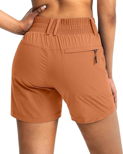 Shorts de sport taille haute pour femmes, couleur unie, séchage rapide, coupe sportive avec poches, tricoté en spandex et polyester - Product Image 4
