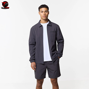 Conjunto deportivo unisex ligero de chaqueta y pantalones cortos con cremallera, cuello tipo pullover, dos bolsillos, ropa deportiva informal, conjunto de pantalones cortos de nailon. - Product Image 2