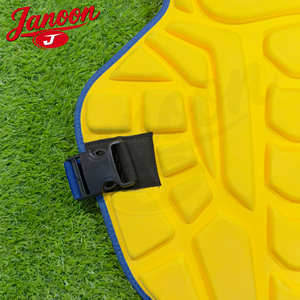 Protector de Pecho de Béisbol OEM Ajustable para Receptor, Suministro al por Mayor, Equipo de Protección Deportiva, Protector de Pecho Personalizado para Receptor de Béisbol - Product Image 5