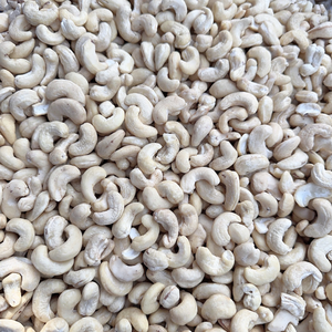 เม็ดมะม่วงหิมพานต์จากโรงงานโดยตรง W180 W320 เม็ดมะม่วงหิมพานต์ซานติโก้ เวียดนาม เม็ดมะม่วงหิมพานต์ออร์แกนิก พร้อมบรรจุภัณฑ์ตามสั่ง - Product Image 1