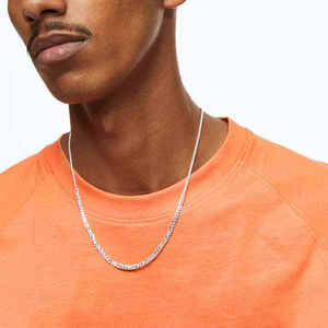 T-shirt oversize tendance avec manches tombantes et tissu respirant, idéal pour les amateurs de mode décontractée et urbaine. - Product Image 2