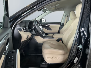 โตโยต้า ไฮแลนเดอร์ 2.5 ไฮบริด รุ่น Executive 7 ที่นั่ง ภายในตกแต่งด้วยหนัง รถ SUV เกียร์อัตโนมัติ เบนซินไฮบริด - Product Image 6