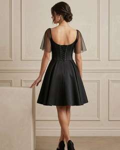 Robe de soirée noire en satin pour femme, col cœur, corset, manches en résille, coupe trapèze courte, pour bal de promo et soirées - Product Image 3