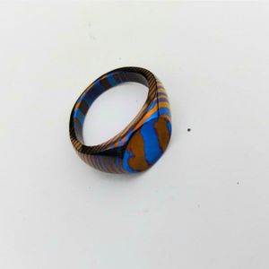 Anillo de Acero Inoxidable Timascus Hecho a Mano con Patrón Profundo, Forma Estética, Duradero, Estilo Vintage, para Él y Ella. - Product Image 2