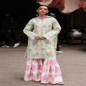 El último diseño de shalwar kameez pakistaní de marca para mujer, trajes de algodón/tela estampada de diseñador. - Product Image 1