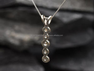 จี้ทอง14K ของผู้หญิงพร้อม igi/gia ห้องปฏิบัติการโลหะที่ทันสมัยสร้างเครื่องประดับสำหรับงานหมั้นและของขวัญแต่งงาน - Product Image 3